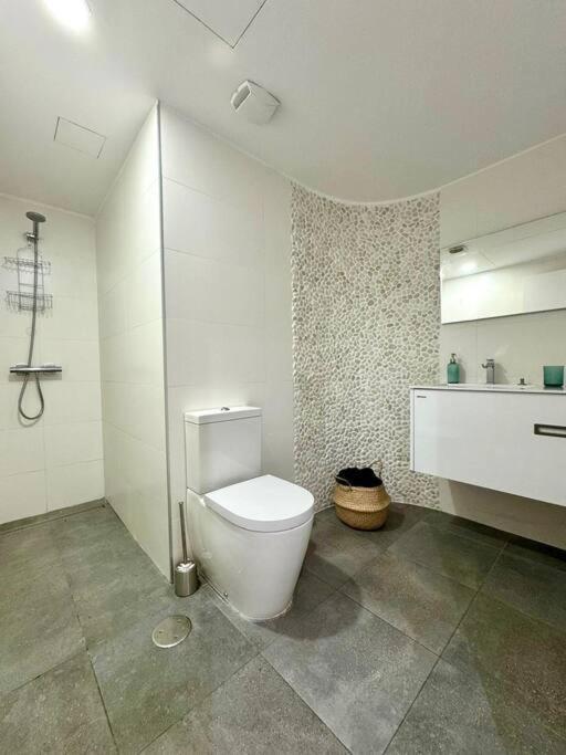 Piso Nuevo En El Puertito De Gueimar Al Lado Del Mar Realizamos Servicio De Excursiones Con Guia 圭马尔港 外观 照片